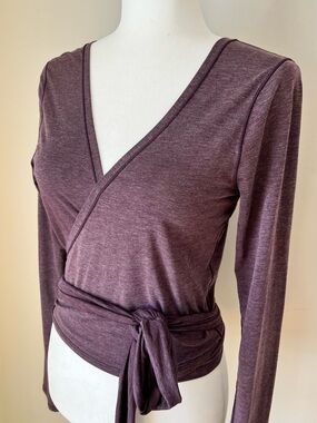 Lululemon It’s a Tie Long Sleeve